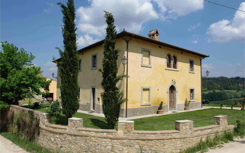 Tenuta Il Tresto: Eigendom, Huis, Gebouw, Landgoed, Villa, Onroerend Goed, Huis, Architectuur, Facade, Boom