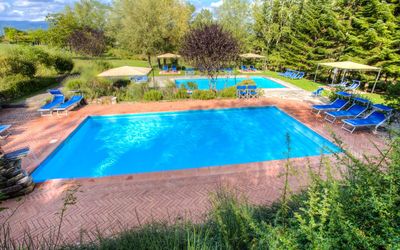 Becarino 1, Poppi: Zwembad, Eigendom, Onroerend Goed, Vrije Tijd, Vakantie, Gras, Boom, Landgoed, Huis, Backyard