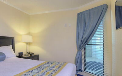 Accommodatie:&nbsp;Tampa 100.3