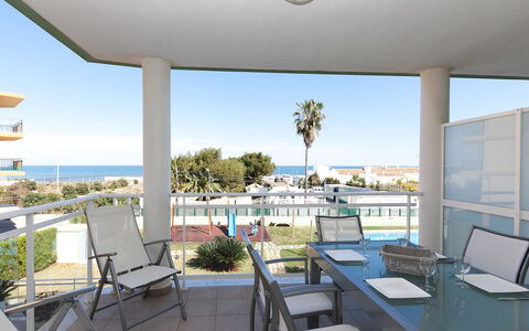 Dénia 766: Eigendom, Gebouw, Onroerend Goed, Kamer, Appartement, Interieur Ontwerp, Meubilair, Huis, Architectuur, Balkon