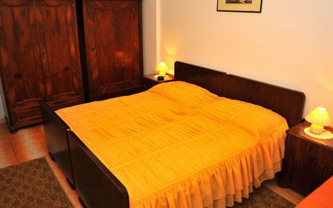 Brač Sutivan 111: Meubilair, Eigendom, Gebouw, Comfort, Licht, Cabinetry, Hout, Bed Frame, Textiel